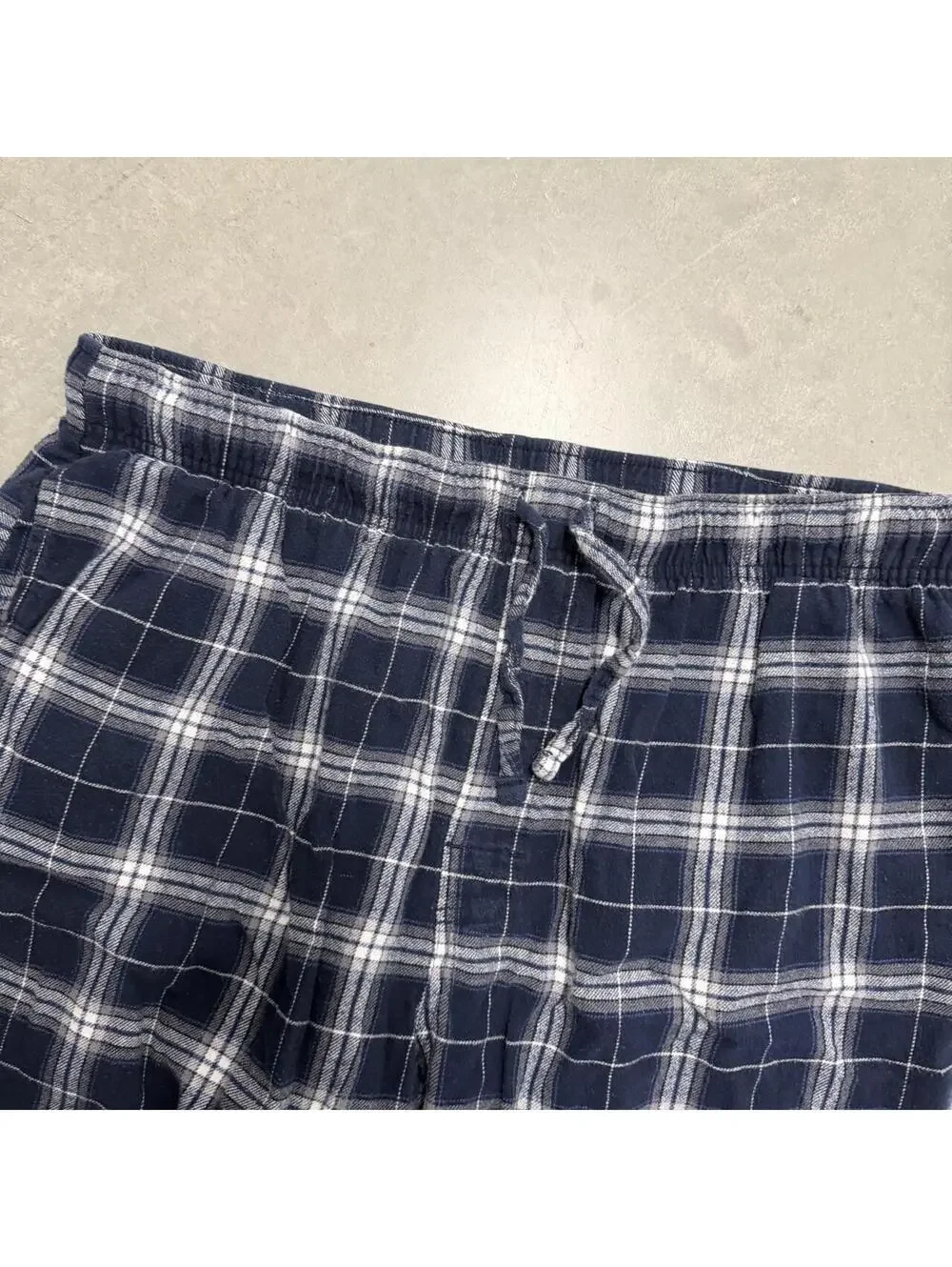 Y2K Men's Navy and White Plaid Fruit of the Loom Pajama Bottoms Sized Large